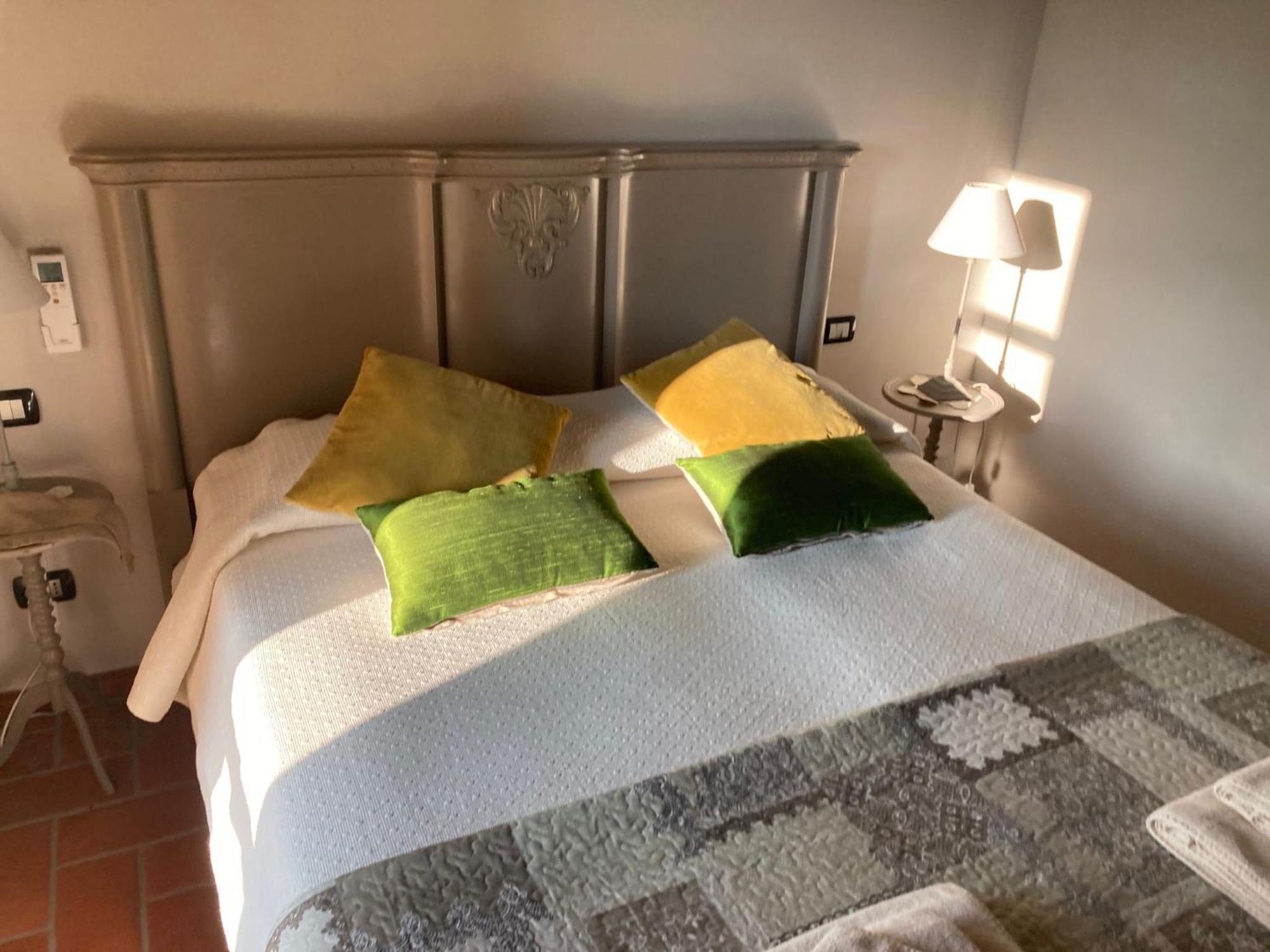 I Grappoli Divini Bed & Breakfast Viarigi Exterior photo